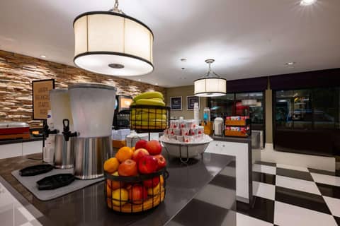 Hampton Inn by Hilton San Diego - Kearny Mesa — photo 9