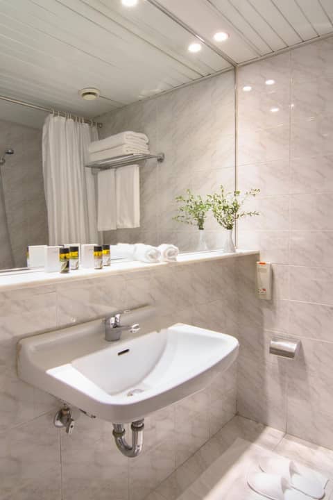 Titania Hotel — photo 9