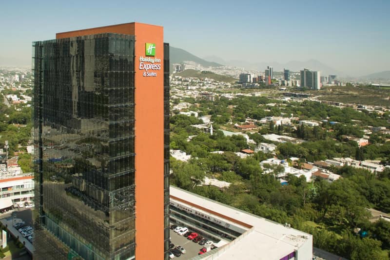 Holiday Inn Express & Suites Monterrey Valle by IHG — building