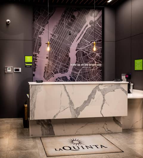 La Quinta by Wyndham Time Square South — photo 8