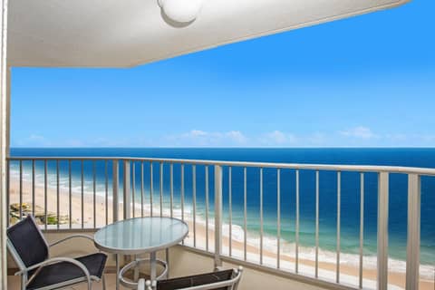 Pacific Plaza Apartments — balance & terrace