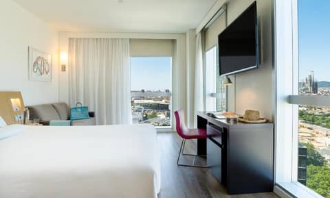 Novotel Barcelona City — photo 3