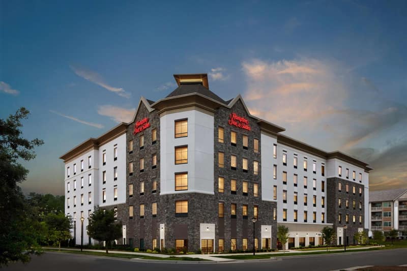 Hampton Inn & Suites Charlotte Steele Creek Road, NC — building