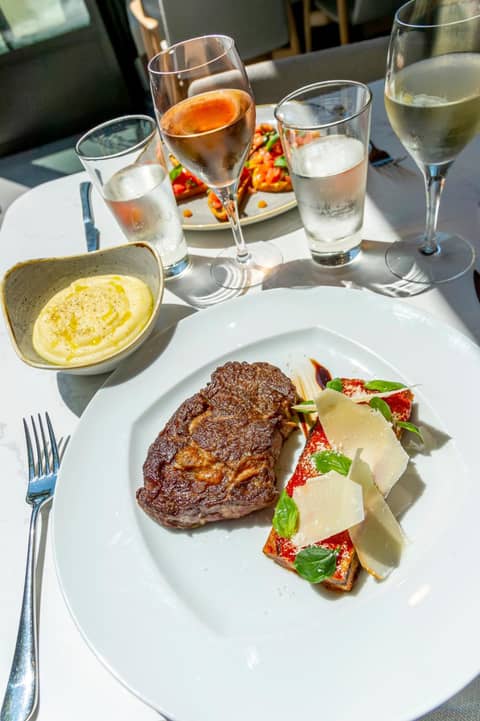 Servotel Saint-Vincent — dining