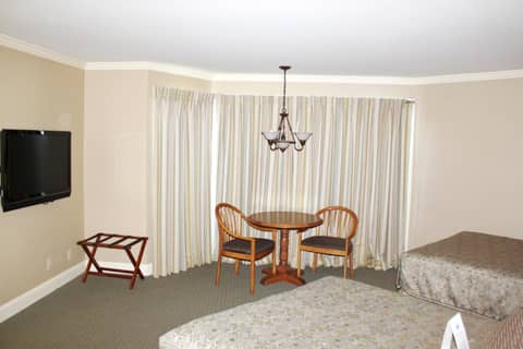 Columbus Inn — photo 9