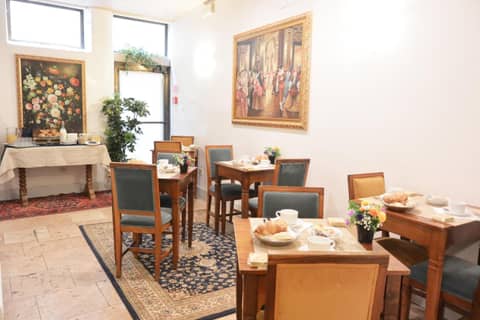 Hotel San Zulian — dining
