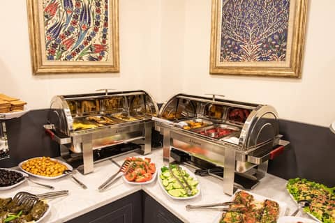 Royal Bosphorus Hotel & SPA Hamam — dining