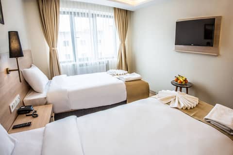 Royal Bosphorus Hotel & SPA Hamam — hotel room