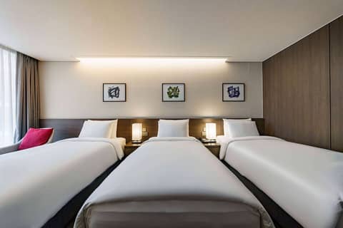 Ramada Encore by Wyndham Busan Station — hotel room