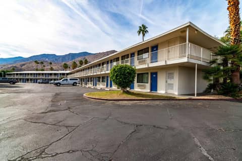 Motel 6-Palm Springs, CA - East - Palm Canyon — photo 6