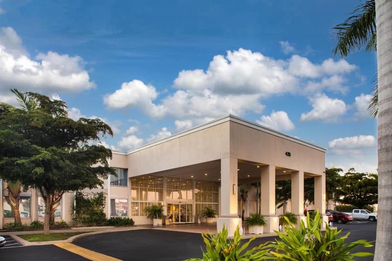 Ramada by Wyndham Venice Hotel Venezia — building