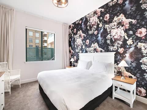 The Coogee View Beachfront Serviced Apartments — hotel room