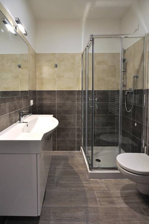 BB Hotels Aparthotel Arcimboldi — bathroom