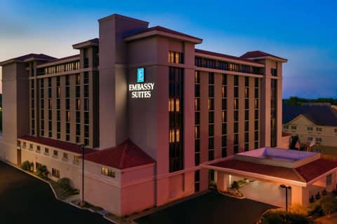Embassy Suites Dallas - Park Central Area — photo 2