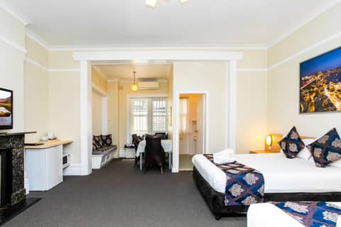 The North Shore Hotel — photo 7