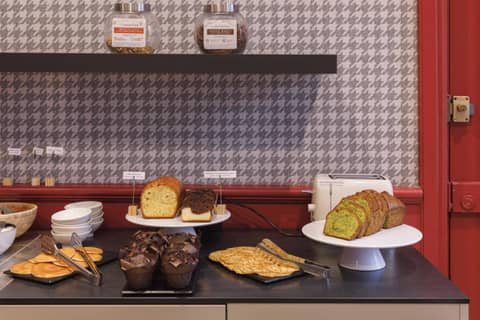 Hôtel de Noailles — dining