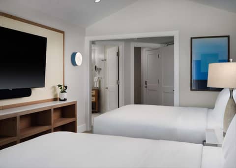 Shore House at The Del, LXR Hotels & Resorts — hotel room