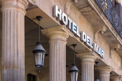 Hotel del Mar — building