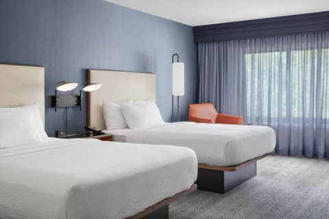 Courtyard Portland Airport — photo 2