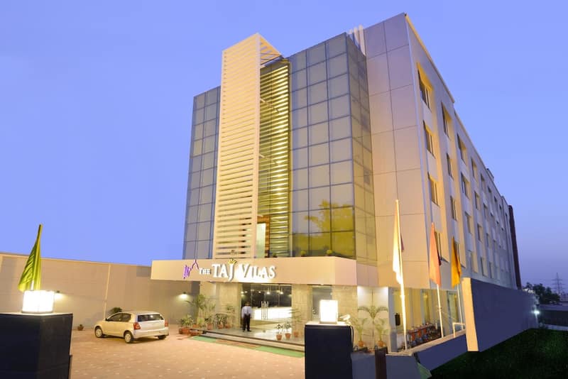 Taj Vilas — building