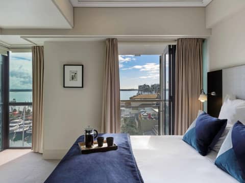 The Sebel Auckland Viaduct Harbour — hotel room