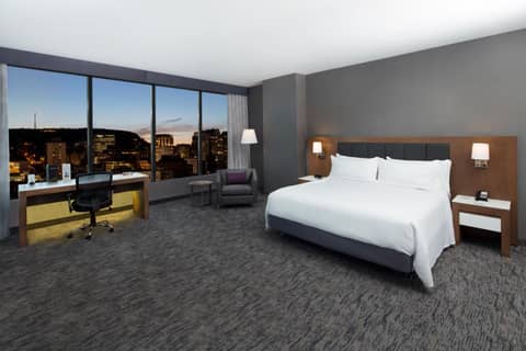 Holiday Inn Hotel & Suites - Montreal Centre-ville Ouest by IHG — photo 4