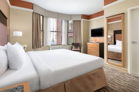 The Hotel at Fifth Avenue — photo 3