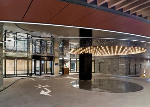 Moxy Seoul Myeongdong — recepcion & lobby