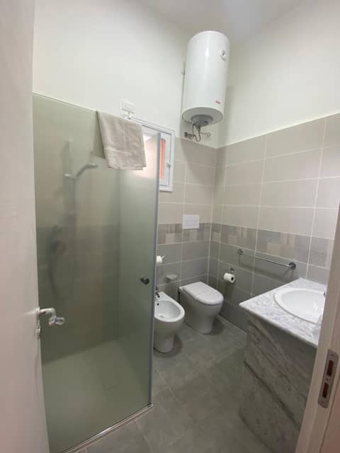 38 Aira Hotels — bathroom