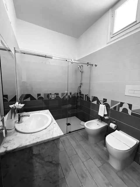 38 Aira Hotels — bathroom