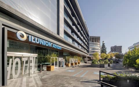 Ilunion Atrium — building