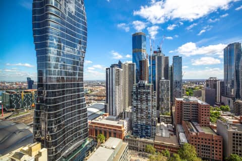 Holiday Inn Express Melbourne Little Collins by IHG — photo 2