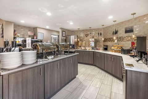 Best Western Downtown PLUS Music Row — dining