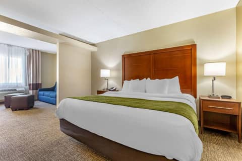 Comfort Inn & Suites Phoenix North - Deer Valley — photo 5