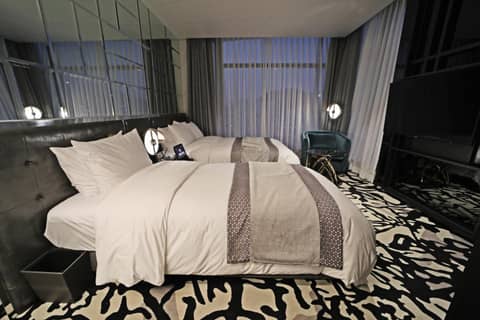 Best Louis Hamilton Hotel Gwangan — hotel room