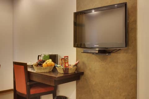 HOTEL GODWIN DELUXE NEAR CONNAUGHT PLACE Offers FREE AIRPORT PICKUP — photo 3