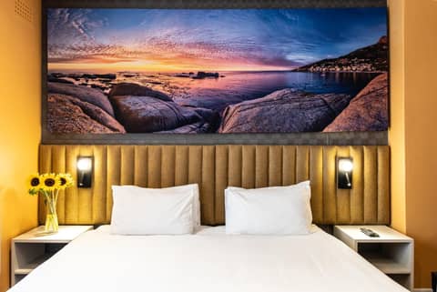 Cape Diamond Boutique Hotel — hotel room