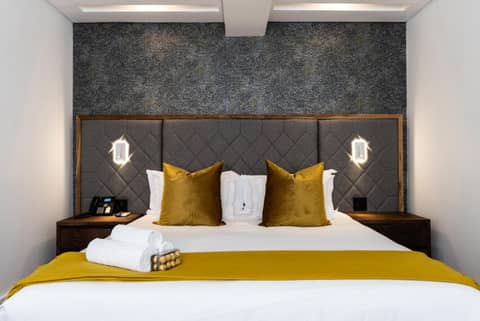 Cape Diamond Boutique Hotel — hotel room
