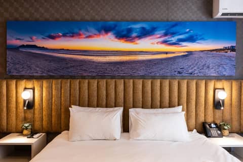 Cape Diamond Boutique Hotel — hotel room