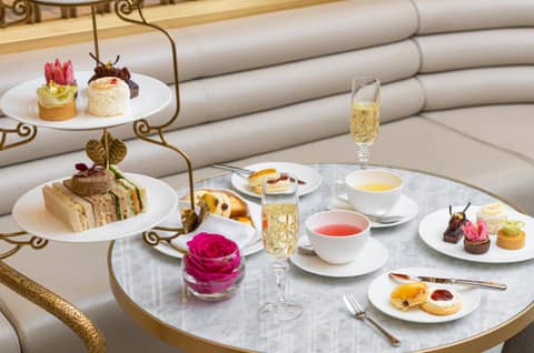 Royal Lancaster London — breakfast buffet