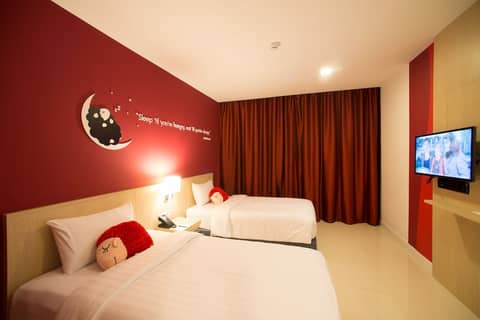 SLEEP WITH ME HOTEL design hotel @ patong — photo 6