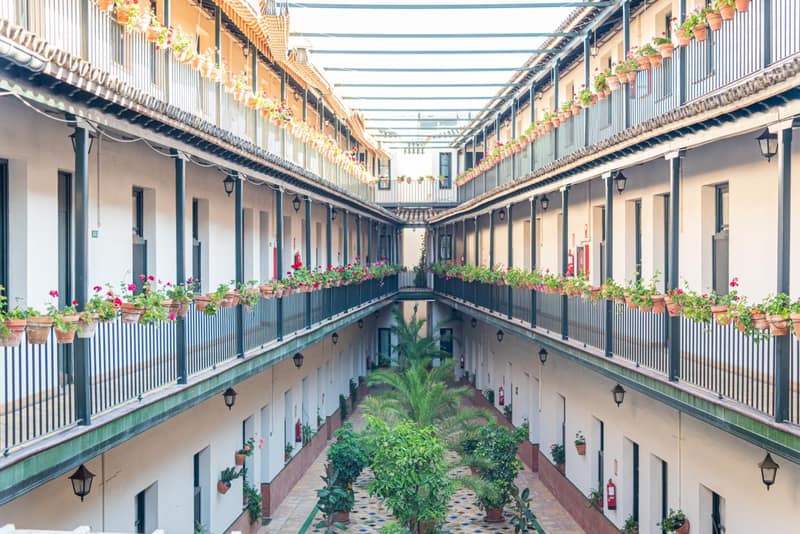 Hoteles del Sur — building