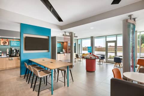 avid hotel Fort Worth – Fossil Creek by IHG — photo 6