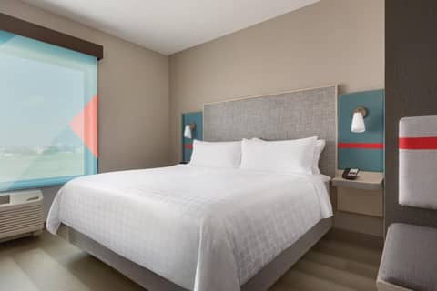 avid hotel Fort Worth – Fossil Creek by IHG — photo 8