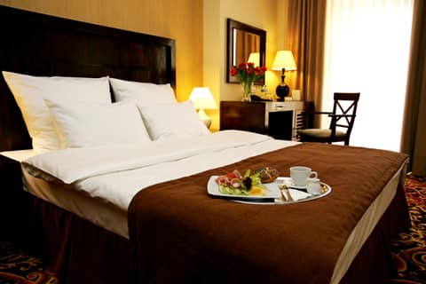 Hotel Columbus — hotel room