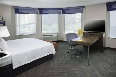 Hampton Inn & Suites Phoenix Downtown — photo 5