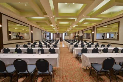 Holiday Inn Montreal Centre Ville Downtown by IHG — photo 2
