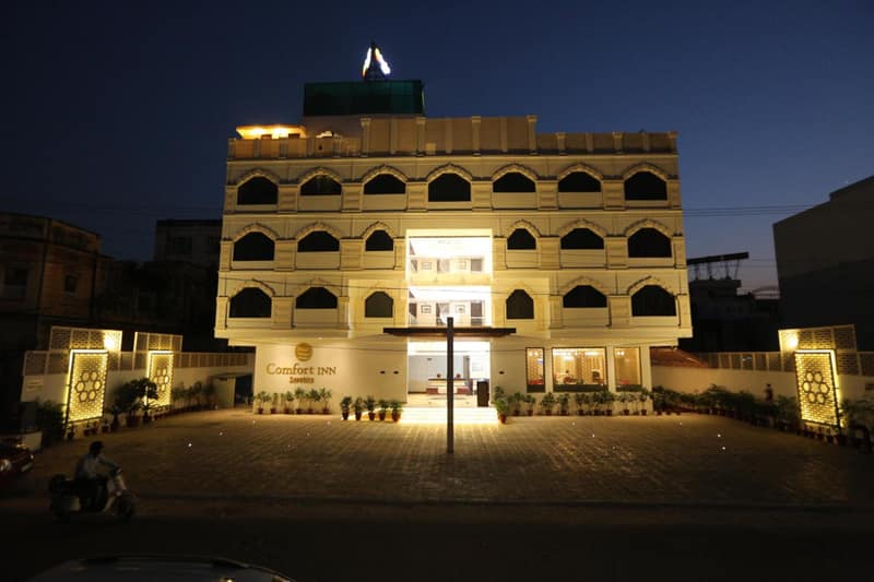 Vesta Sapphire Jaipur - A City Center Hotel — building