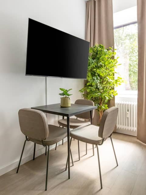 Limehome Berlin Luise Henriette Str - Digital Access — photo 6