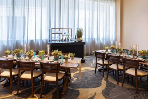 Kimpton Hotel Palomar Phoenix Cityscape by IHG — dining
